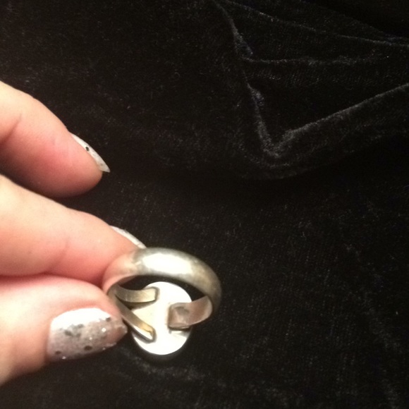 Beautiful Raw purple Amethyst Ring - Picture 2 of 4